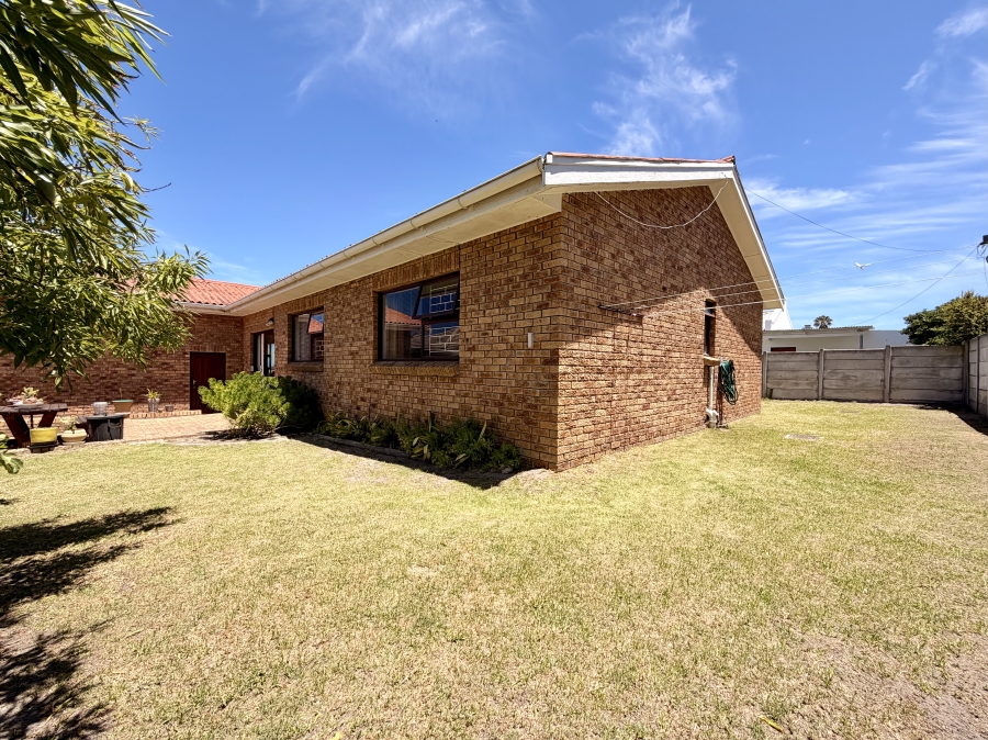 3 Bedroom Property for Sale in Onrus Western Cape